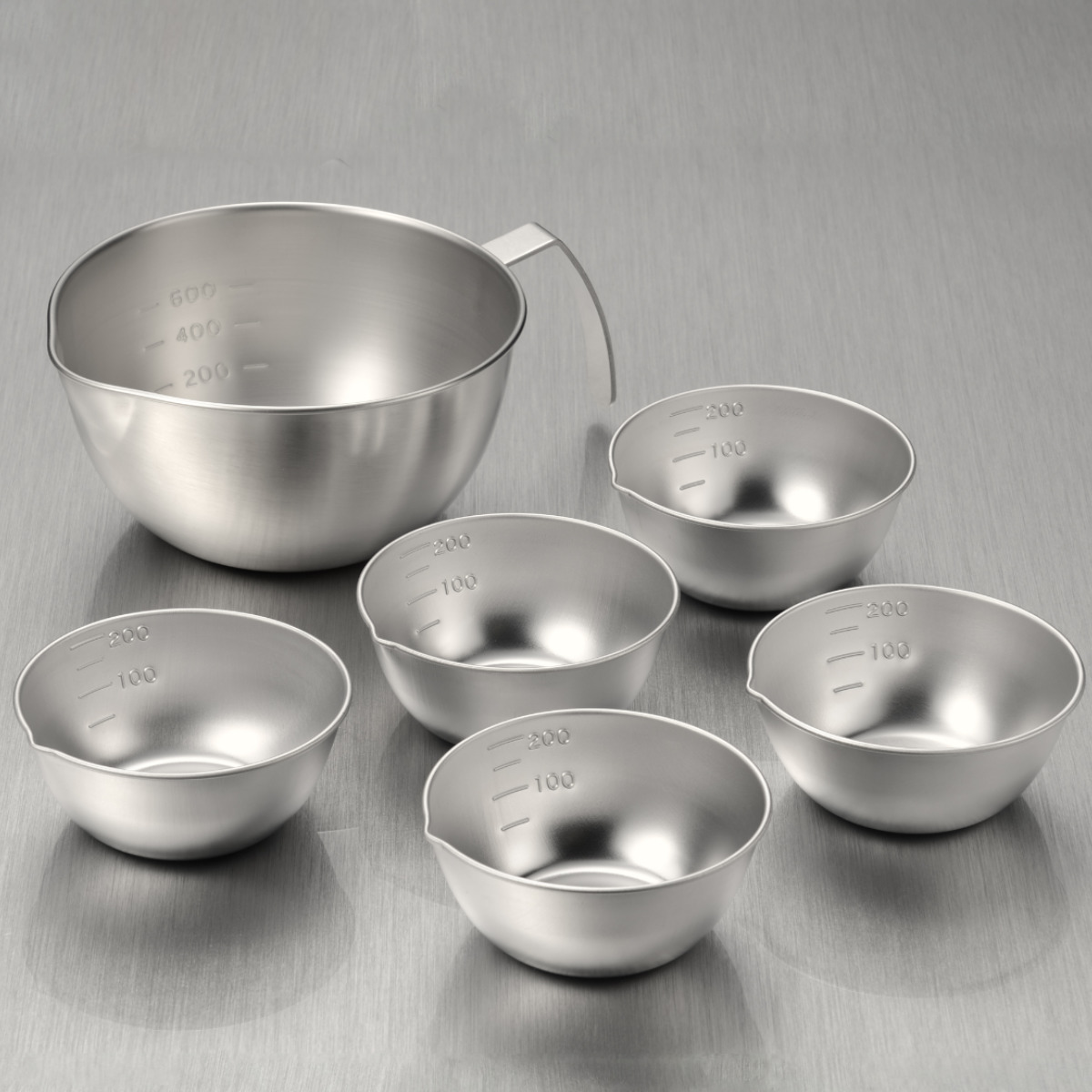 手付きボウル&小分けボウル 15cm 10cm 6点セット ステンレス製 燕三 日本製 ( 調理ボウル ステンレスボウル 調理用ボール 目盛り付き 食洗機対応 調理器具 調理ボール ステンレス製ボール 取っ手付き ハンドル付き 注ぎ口付き )