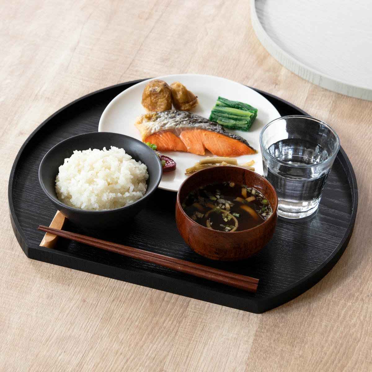 杉(杢)の半月ランチョントレイ 杉(杢)の半月ランチョントレイ