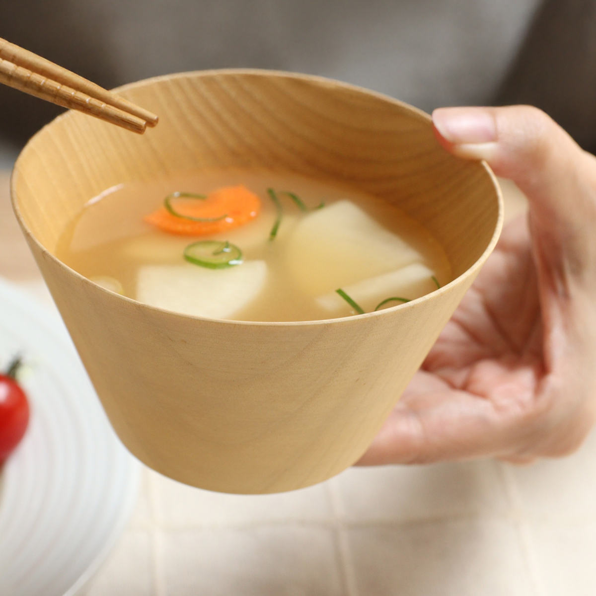 汁椀 ウッドボール 中 ( 11.5cm 食洗機対応 日本製 椀 お椀 木製 おしゃれ ボウル スープボウル 味噌汁碗 吸物碗 軽い スープ 味噌汁 スクエア型 木 木目 ナツメ )