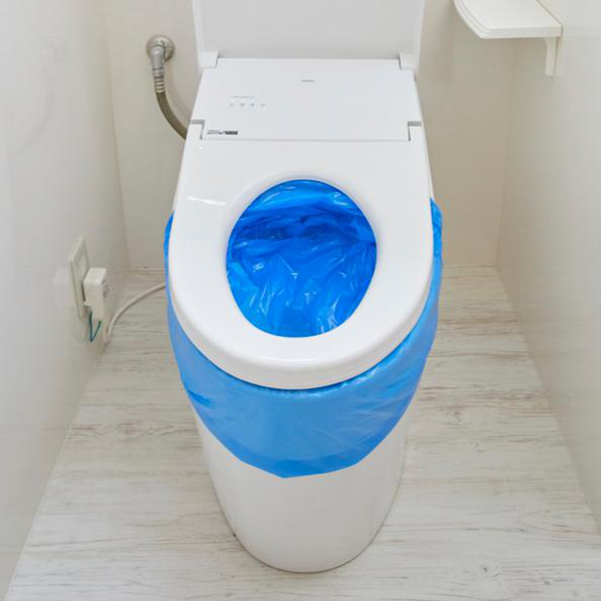 防災 トイレ 10回分 抗菌簡易トイレ オイトイレ ( 簡易トイレ 非常用トイレ 携帯トイレ 防災用品 防臭袋 凝固剤 処理用袋 災害時 断水時 コンパクト 長期保存 簡単 可燃ごみ 抗菌機能 消臭機能 )