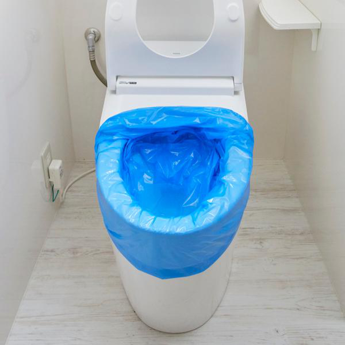 防災 トイレ 30回分 抗菌簡易トイレ オイトイレ ( 簡易トイレ 非常用トイレ 携帯トイレ 防災用品 防臭袋 凝固剤 処理用袋 災害時 断水時 コンパクト 長期保存 簡単 可燃ごみ 抗菌機能 消臭機能 )