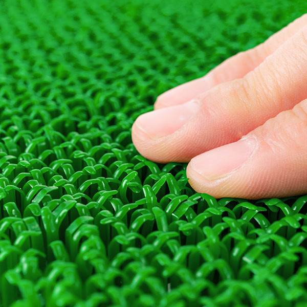 人工芝 30x30cm ジョイント式 日本製 30枚セット ( 芝生マット 人工芝生 人工芝生マット ジョイントマット ジョイント タイルマット 芝生 庭 ベランダ テラス バルコニー ガーデニング ガーデン 屋上緑化 水はけ ) 【グリーン】 グリーン