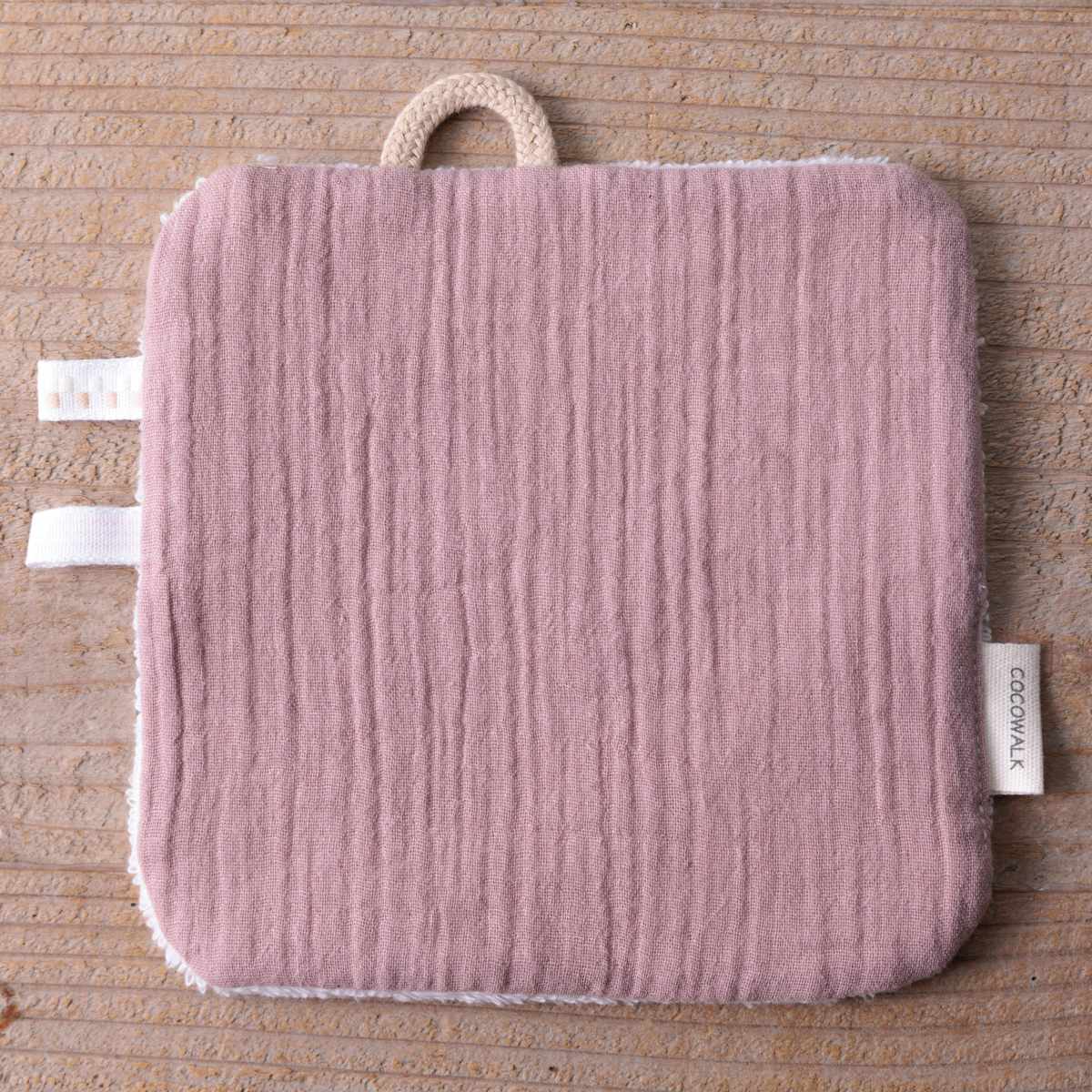 ベビー ニギニギハンカチ シリコンストラップ付き おもちゃ 落下防止 日本製 ベビーカー やさしいガーゼ ( 赤ちゃん カシャカシャ ハンカチ 布製 布おもちゃ ファーストトイ 知育玩具 にぎにぎ 玩具 綿100% コットン プレゼント ) 【イエロー】 イエロー