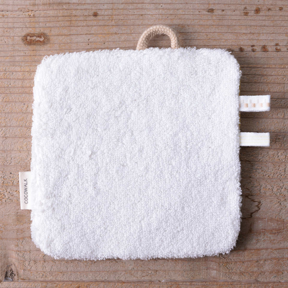 ベビー ニギニギハンカチ シリコンストラップ付き おもちゃ 落下防止 日本製 ベビーカー やさしいガーゼ ( 赤ちゃん カシャカシャ ハンカチ 布製 布おもちゃ ファーストトイ 知育玩具 にぎにぎ 玩具 綿100% コットン プレゼント ) 【イエロー】 イエロー