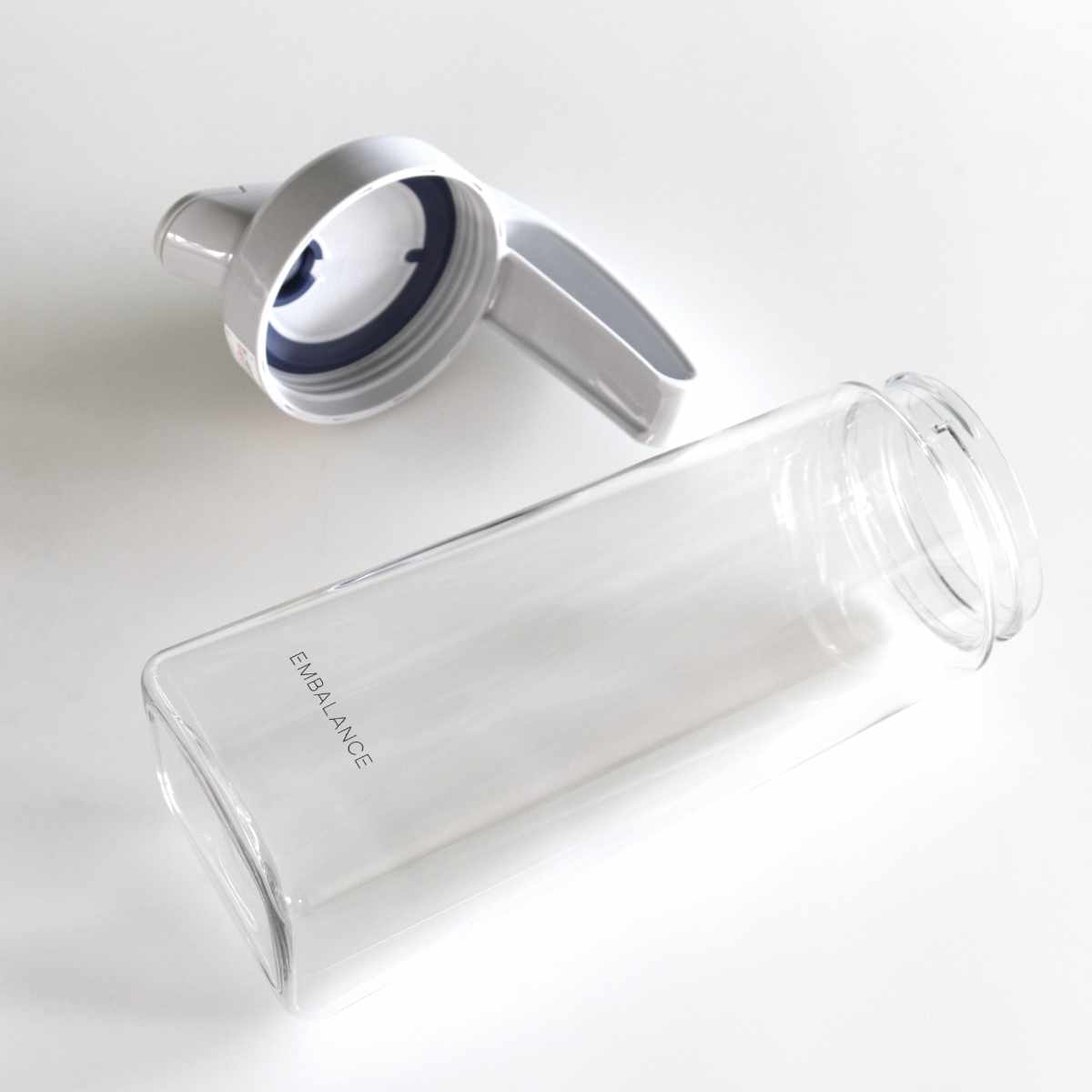 EMBALANCE エンバランス ピッチャー 2.1L 2個セット ( シームレス パッキン一体型 ワンタッチ 耐熱 横置き プラスチック 水差し 麦茶ポット 水さし 冷水ポット 縦 横 お茶 麦茶 エンバランス加工 まろやか 片手 持ち手付き 縦置き )