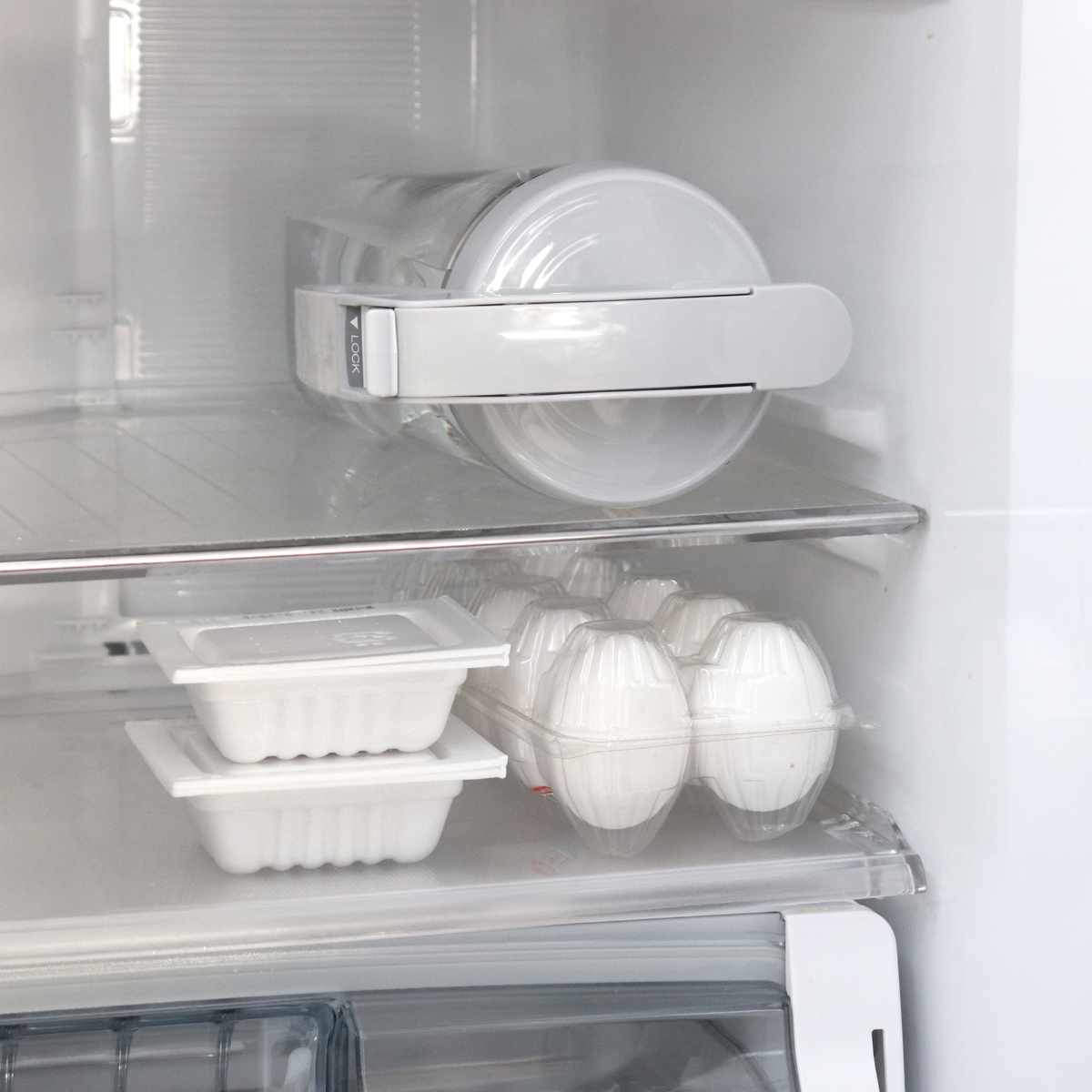 EMBALANCE エンバランス ピッチャー 2.1L 2個セット ( シームレス パッキン一体型 ワンタッチ 耐熱 横置き プラスチック 水差し 麦茶ポット 水さし 冷水ポット 縦 横 お茶 麦茶 エンバランス加工 まろやか 片手 持ち手付き 縦置き )