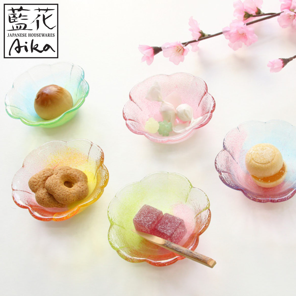 木製扇面鉢 茶色 扇形デザイン、栃塗、お菓子皿、 楽天市場】菓子鉢 21cm 七寸鉄鉢 木製 天然木 漆 （ 菓子皿 菓子