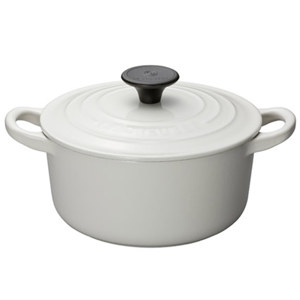 ル・クルーゼ LE CREUSET 両手鍋 ココット・ロンド 16cm 1.3L IH対応 ホーロー製 （ 小鍋 ホーロー鍋 ルクルーゼ 調理器具 琺瑯 鍋 ほうろう 鋳物 IH調理器具 蓋付き フタ付き ココットロンド ） 【 チェリーレッド 】(チェリーレッド): リビングート ANA  Mall店｜ANA Mall ...