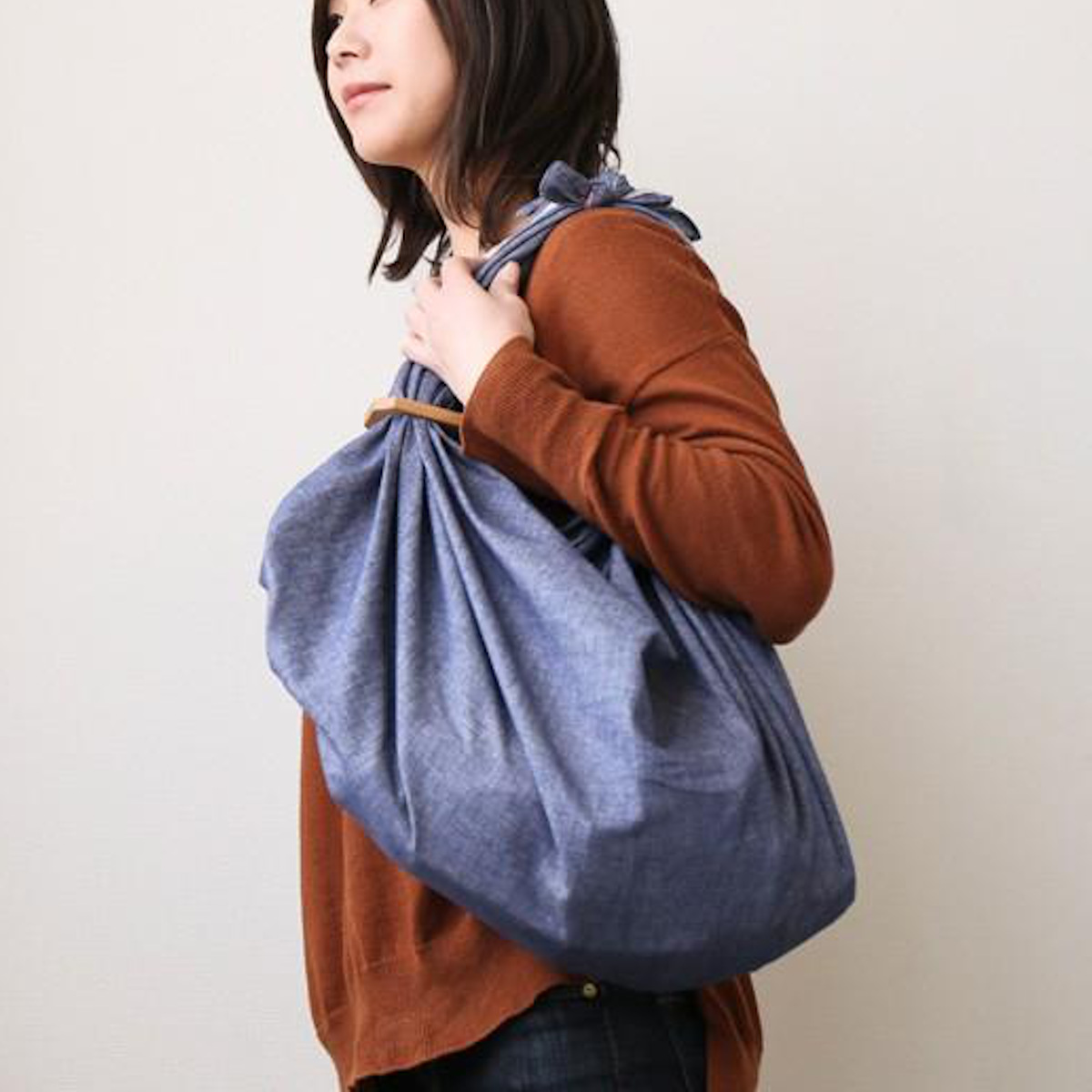 風呂敷パーツ ふろしきパッチン レギュラーサイズ ( むす美 アイデア 簡単 風呂敷バッグ アイディア 便利 グッズ コンパクト 木製 磁石 持ち手 取っ手 部品 パーツ おしゃれ ) 【ブラックウォールナット】 ブラックウォールナット