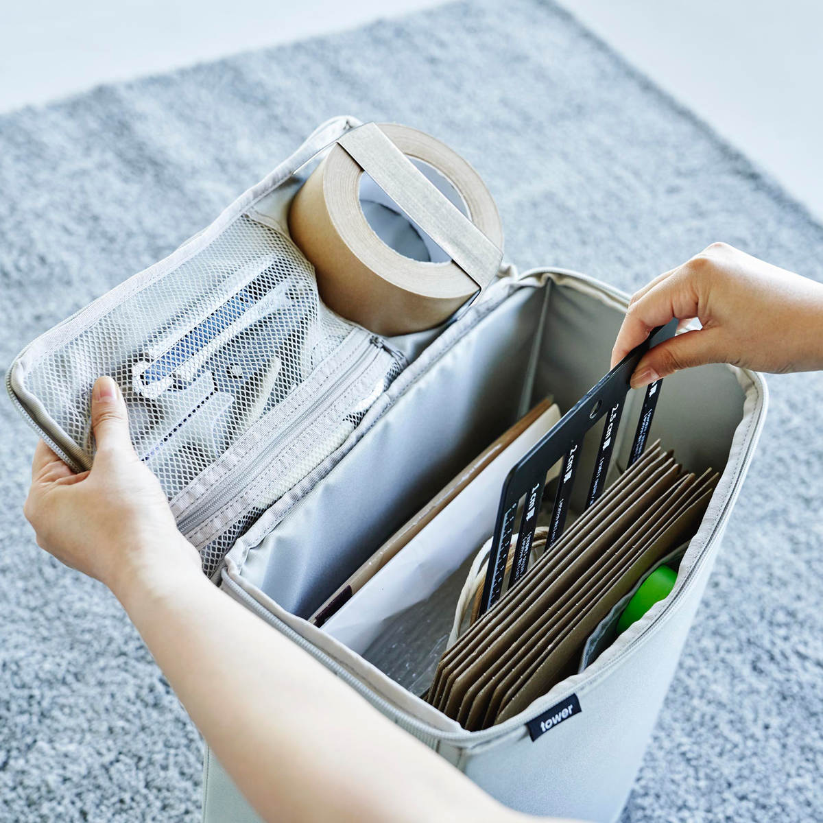 山崎実業 tower フリマ梱包資材収納ボックス タワー ( 4903208047814 タワーシリーズ 梱包資材収納ボックス 梱包資材 収納ボックス 収納ケース 梱包 資材 粘着テープ カッター 梱包道具 スリム 省スペース ) 【ブラック】 ブラック