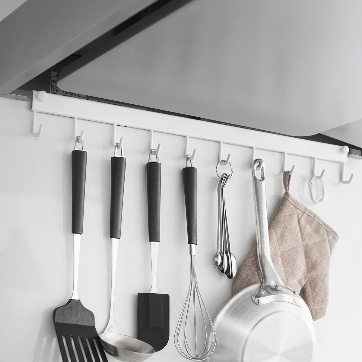 山崎実業 tower レンジフードフック タワー 10連 ( 4903208017435 タワーシリーズ レンジフード10連 10連フック フック レンジフック レンジハンガー キッチン収納 レンジフード ) 【ブラック】 ブラック