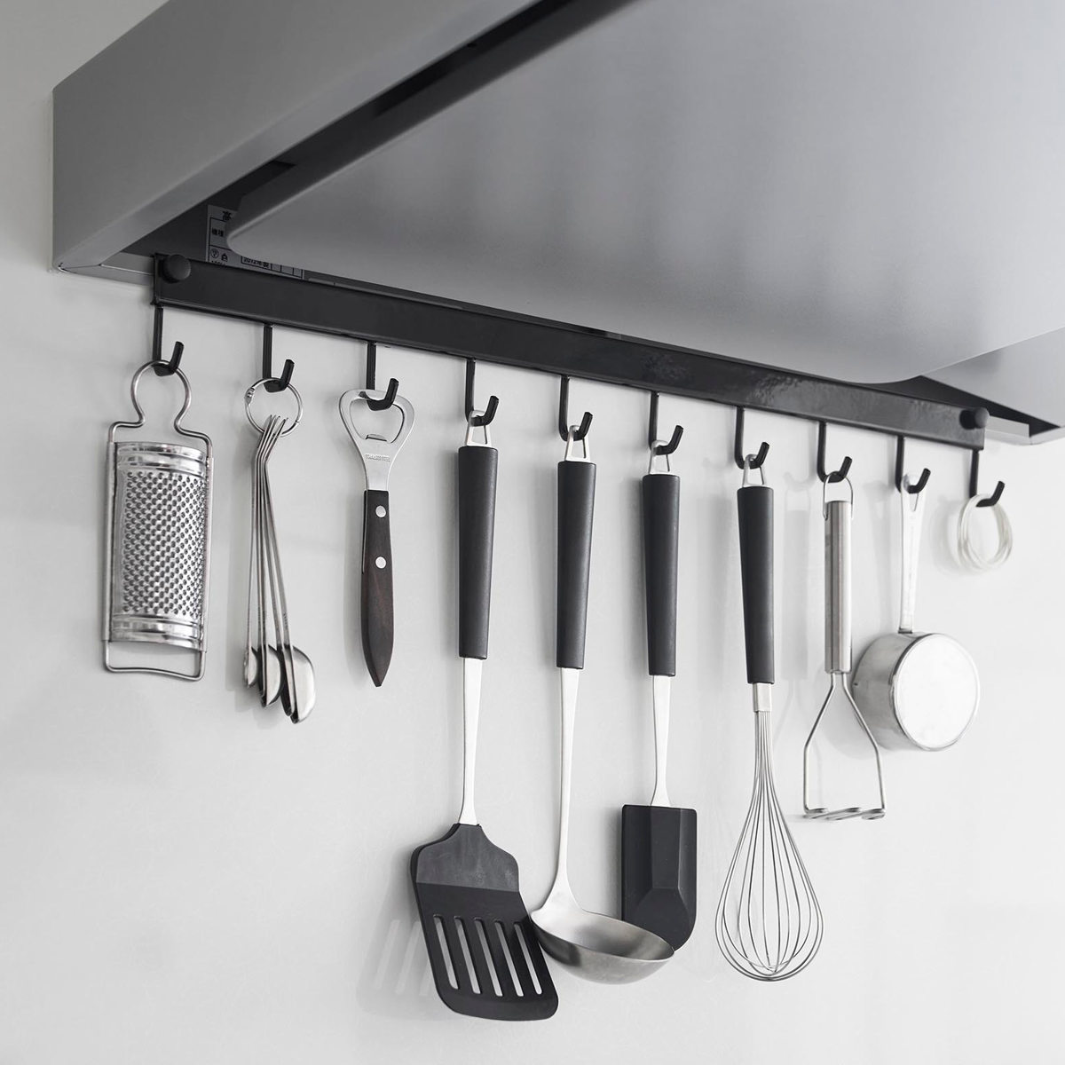 山崎実業 tower レンジフードフック タワー 10連 ( 4903208017435 タワーシリーズ レンジフード10連 10連フック フック レンジフック レンジハンガー キッチン収納 レンジフード ) 【ブラック】 ブラック