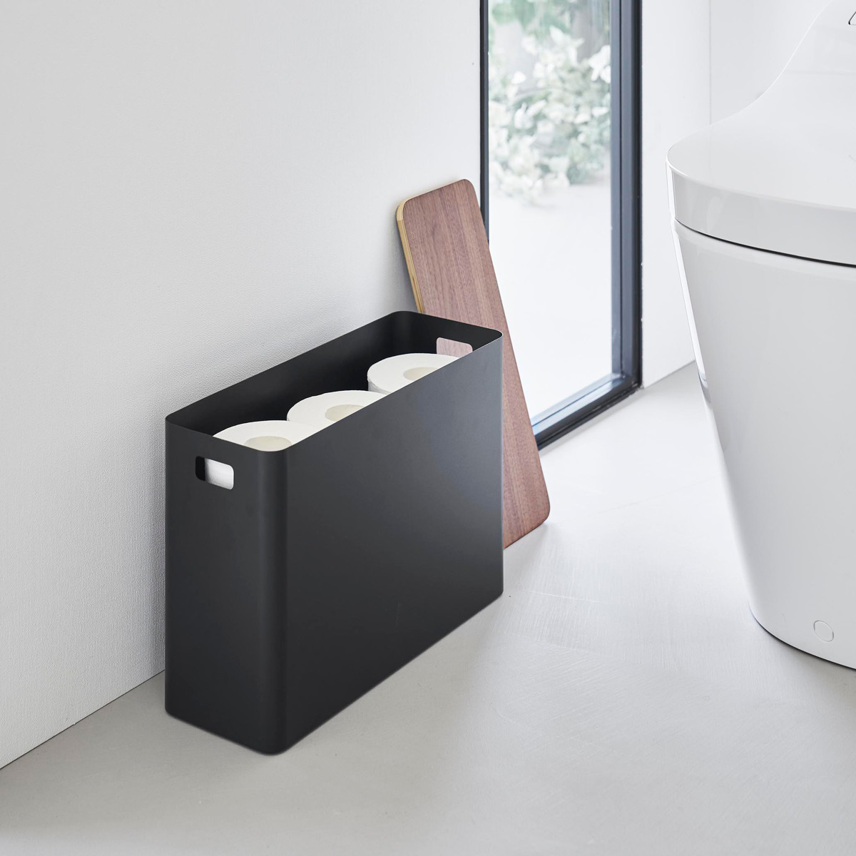 山崎実業 RIN 蓋付きトイレ用品収納 リン ( 4903208013208 リンシリーズ 蓋付き トイレ用品収納 トイレ収納 トイレットペーパー トイレットペーパー収納 トイレ お手洗い 収納 隠して収納 スリム ストッカー フタ付き ) 【ナチュラル】 ナチュラル