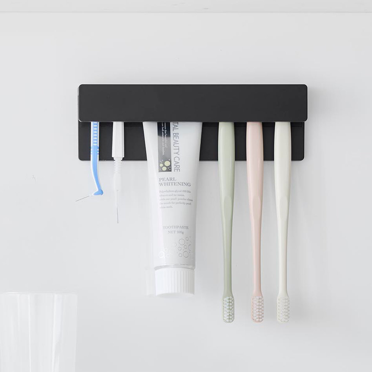 山崎実業 tower フィルムフック差し込み式歯ブラシ&チューブホルダー タワー W18 ( 4903208014977 タワーシリーズ フィルムフック 差し込み式 歯ブラシ&チューブ ホルダー 差し込み ) 【ブラック】 ブラック