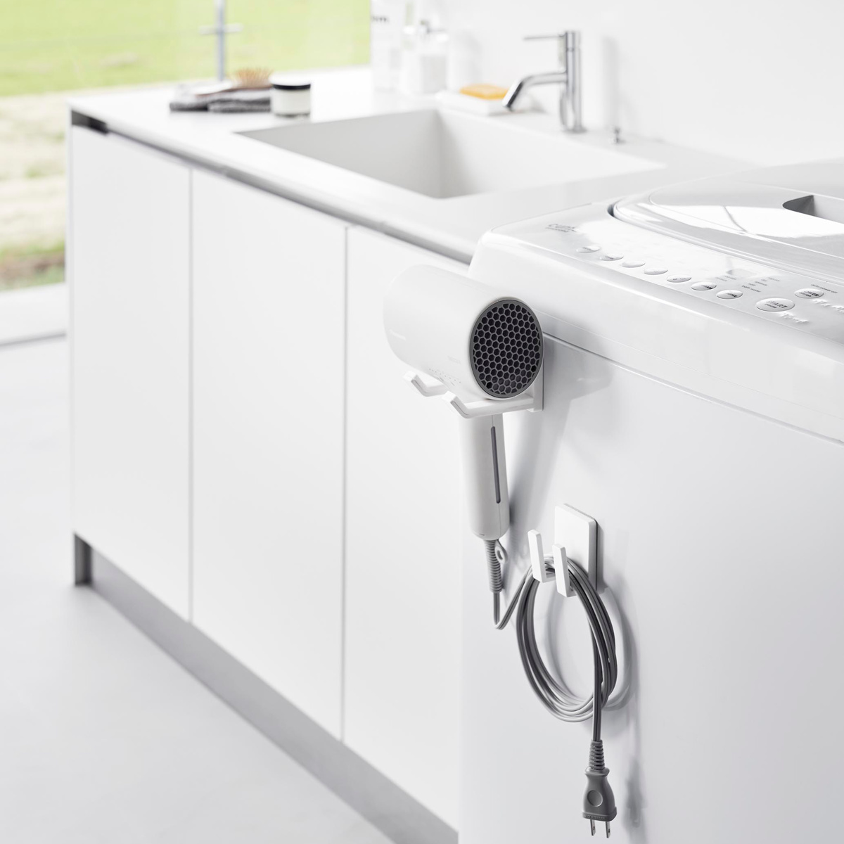 山崎実業 MIST フィルムフックドライヤー&コードホルダー ミスト ( 4903208015301 ミストシリーズ ドライヤーホルダー コードホルダー ホルダー ドライヤー 収納 ラック ヘアドライヤー 電源プラグホルダー フィルムフック )