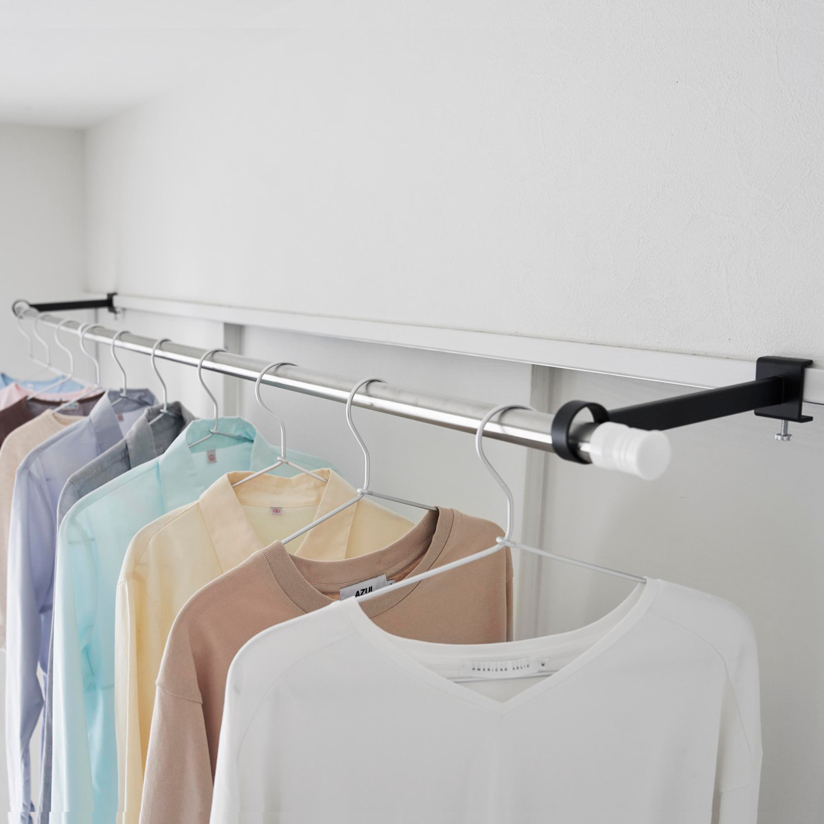 山崎実業 tower 鴨居室内物干しポールホルダー タワー 奥行ワイド ( 4903208015868 タワーシリーズ 鴨居室内物干し ポールホルダー 洗濯ハンガー 室内干し 部屋干し 鴨居 洗濯ポール ドア枠 ハンガー セット ) 【ホワイト】 ホワイト