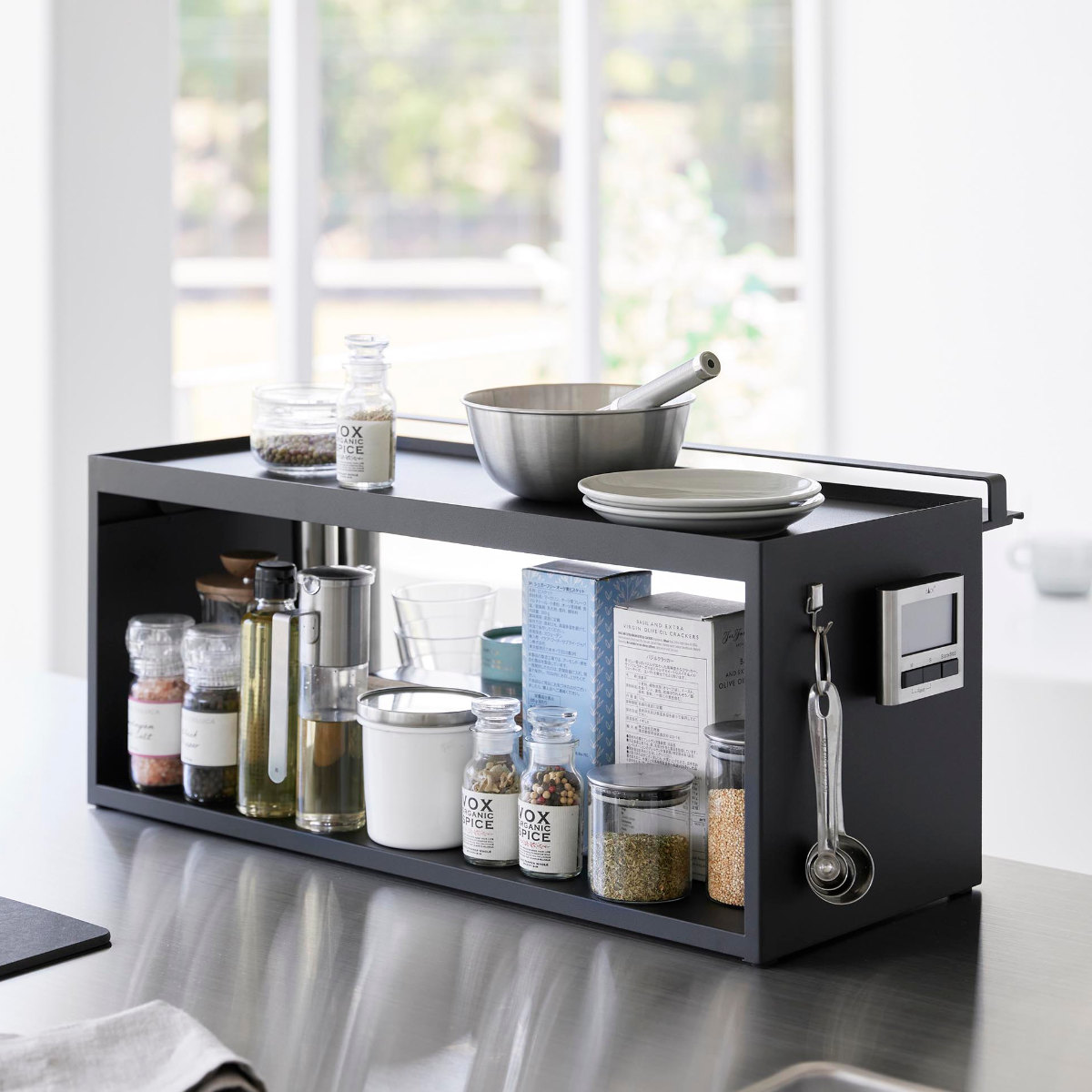 山崎実業 tower 前が開くキッチンカウンター上収納ラック タワー D24 ( 4903208014540 タワーシリーズ 前開き キッチンカウンター上 収納ラック 棚 シェルフ キッチン棚 キッチン フラップ式 調味料置き 収納 ) 【ブラック】 ブラック