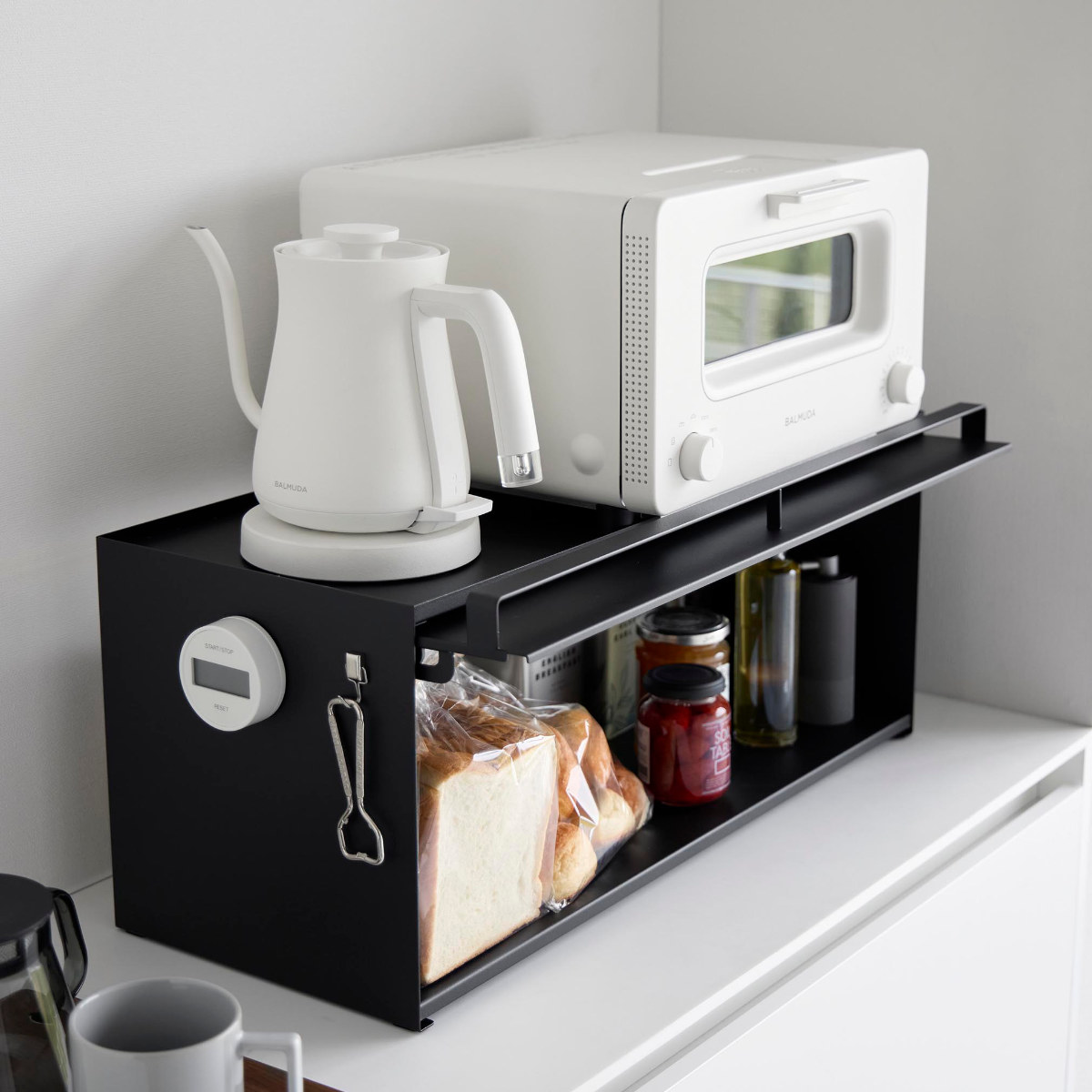 山崎実業 tower 前が開くキッチンカウンター上収納ラック タワー D24 ( 4903208014540 タワーシリーズ 前開き キッチンカウンター上 収納ラック 棚 シェルフ キッチン棚 キッチン フラップ式 調味料置き 収納 ) 【ブラック】 ブラック