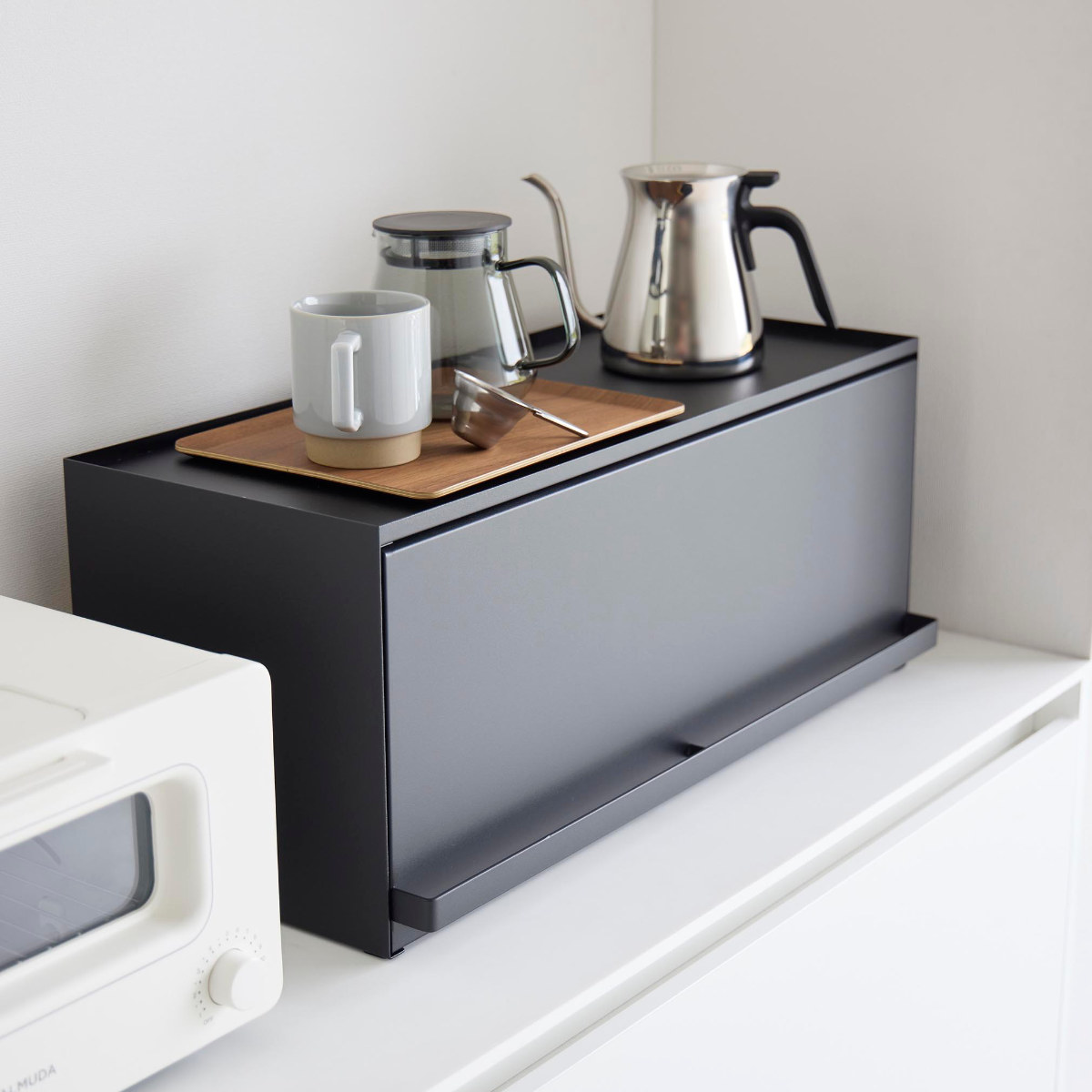 山崎実業 tower 前が開くキッチンカウンター上収納ラック タワー D24 ( 4903208014540 タワーシリーズ 前開き キッチンカウンター上 収納ラック 棚 シェルフ キッチン棚 キッチン フラップ式 調味料置き 収納 ) 【ブラック】 ブラック