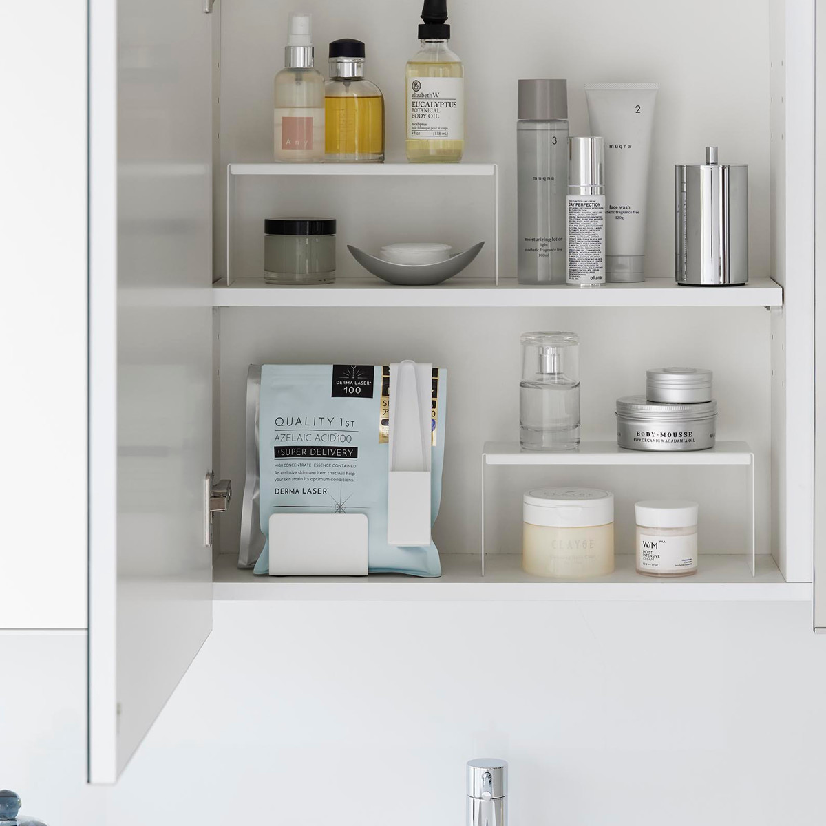 山崎実業 tower ホルダー付きフェイスマスクトング タワー ( 4903208014090 タワーシリーズ フェイスマスクトング ホルダー付き 衛生的 通気性 フェイスマスク用 フェイスマスク 洗面所 フェイスパック パック ホルダー トング ) 【ホワイト】 ホワイト