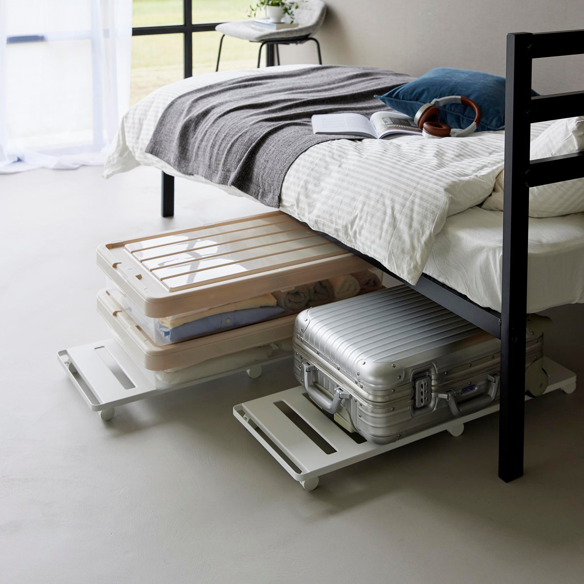 山崎実業 tower 押入れ収納ロング台車 タワー ( 4903208014175 タワーシリーズ 押入れ収納 台車 ロング台車 取っ手付き キャリーワゴン キャリー キャリー台車 ラック キャスター付きラック ハンドル付き ロング スリム ) 【ブラック】 ブラック