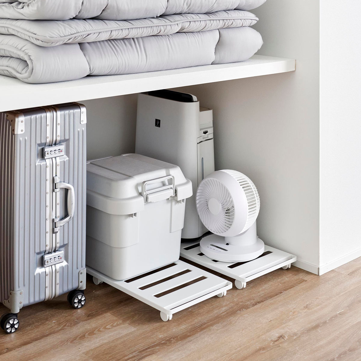 山崎実業 tower 押入れ収納ロング台車 タワー ( 4903208014175 タワーシリーズ 押入れ収納 台車 ロング台車 取っ手付き キャリーワゴン キャリー キャリー台車 ラック キャスター付きラック ハンドル付き ロング スリム ) 【ブラック】 ブラック