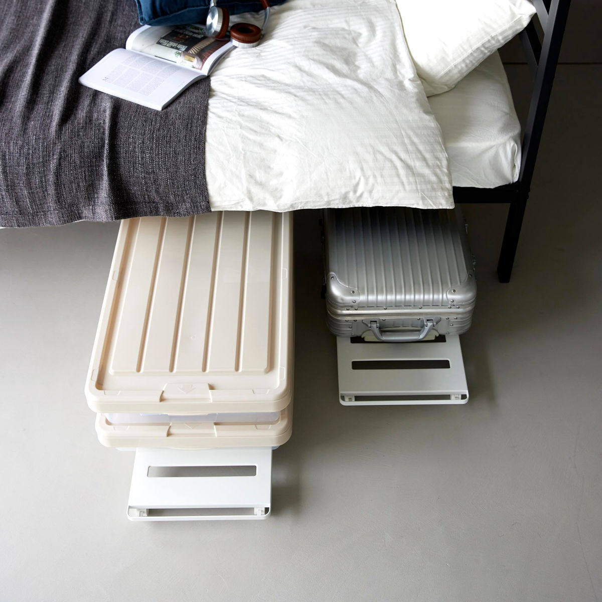 山崎実業 tower 押入れ収納ロング台車 タワー ( 4903208014175 タワーシリーズ 押入れ収納 台車 ロング台車 取っ手付き キャリーワゴン キャリー キャリー台車 ラック キャスター付きラック ハンドル付き ロング スリム ) 【ブラック】 ブラック