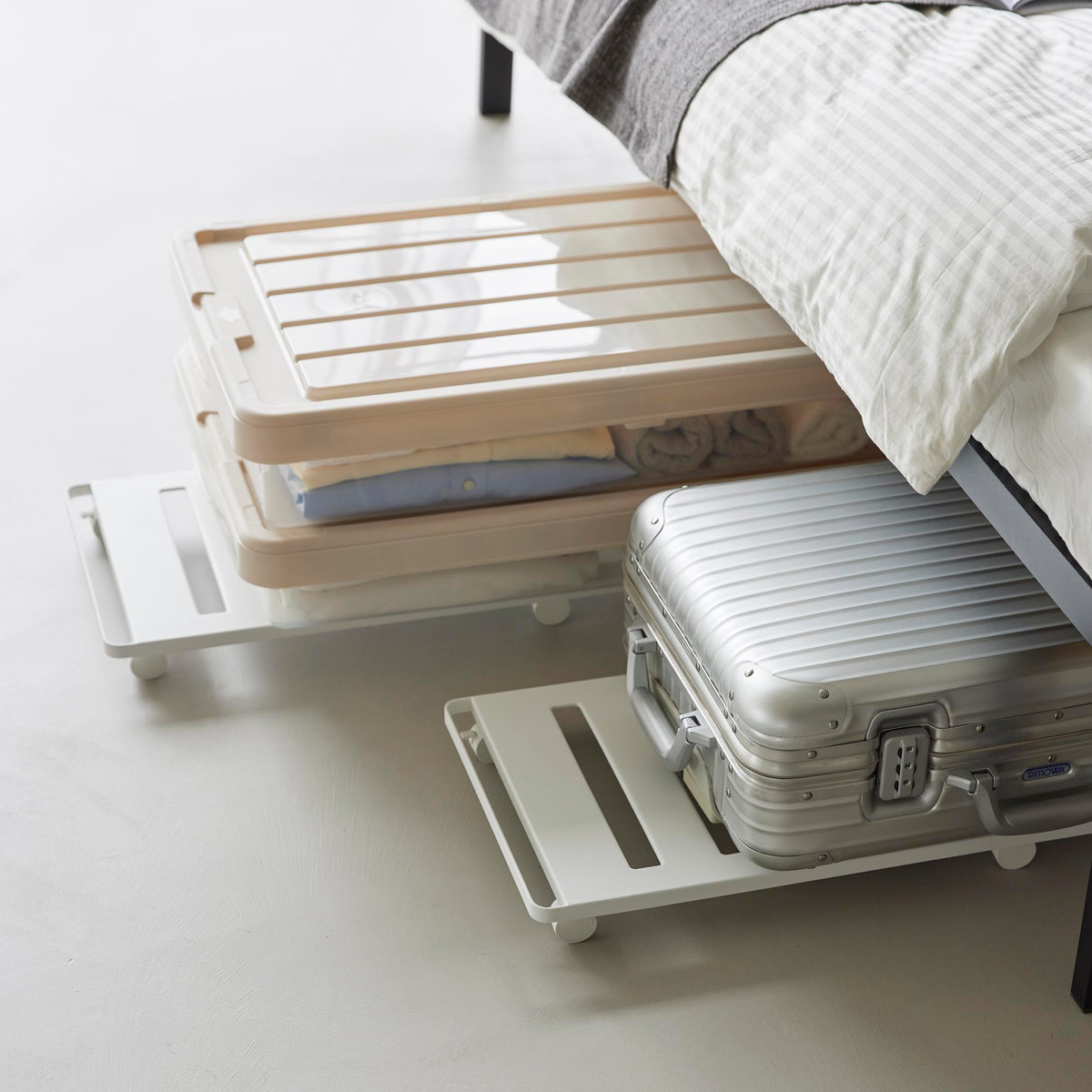 山崎実業 tower 押入れ収納ロング台車 タワー ( 4903208014175 タワーシリーズ 押入れ収納 台車 ロング台車 取っ手付き キャリーワゴン キャリー キャリー台車 ラック キャスター付きラック ハンドル付き ロング スリム ) 【ブラック】 ブラック