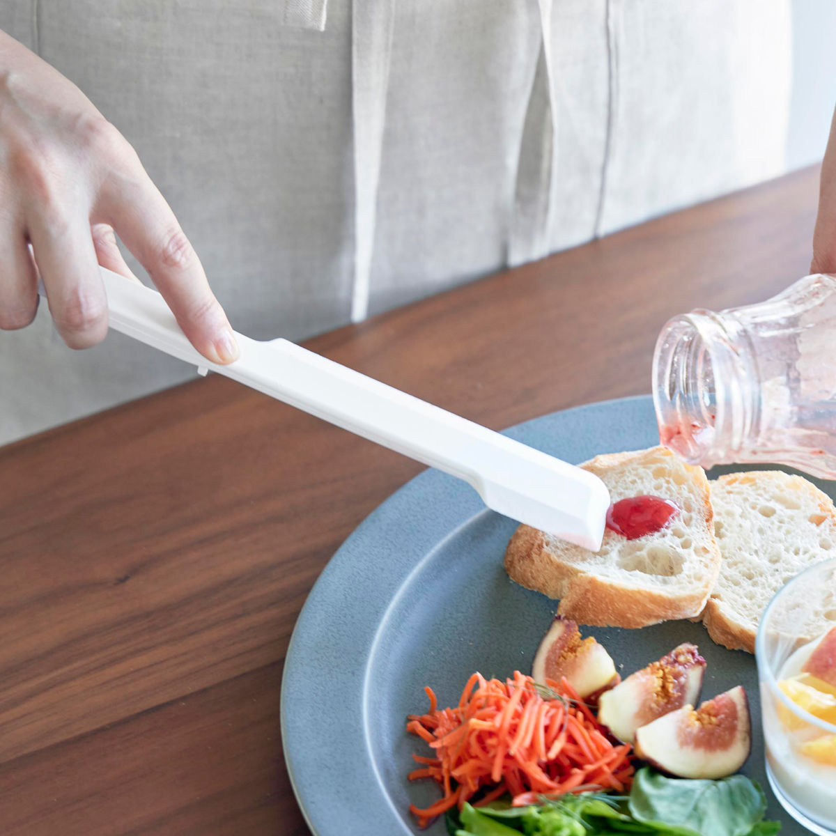 山崎実業 tower シリコーン多機能スパチュラ タワー ( 4903208013307 タワーシリーズ シリコーンスパチュラ 多機能スパチュラ スパチュラ 食洗機対応 シリコン製 キッチン ツール ゴムベラ スリムサイズ スリム ヘラ ) 【ブラック】 ブラック