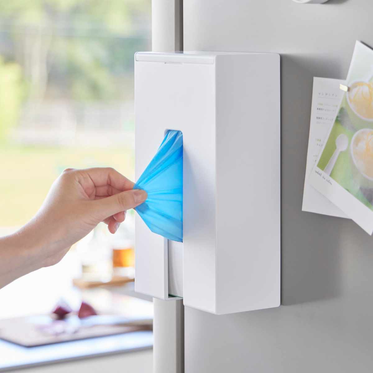 山崎実業 tower マグネット使い捨て手袋ホルダー タワー ( 4903208013796 タワーシリーズ 使い捨て手袋ホルダー マグネット ホルダー 使い捨て手袋 使い捨て手袋収納 収納 ストッカー コンパクト ) 【ホワイト】 ホワイト