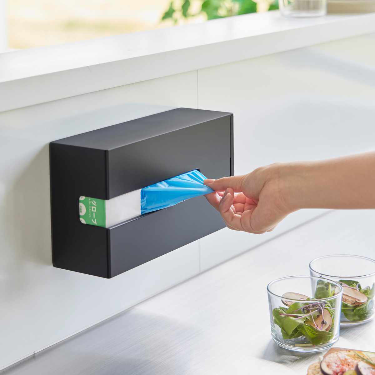 山崎実業 tower マグネット使い捨て手袋ホルダー タワー ( 4903208013796 タワーシリーズ 使い捨て手袋ホルダー マグネット ホルダー 使い捨て手袋 使い捨て手袋収納 収納 ストッカー コンパクト ) 【ホワイト】 ホワイト