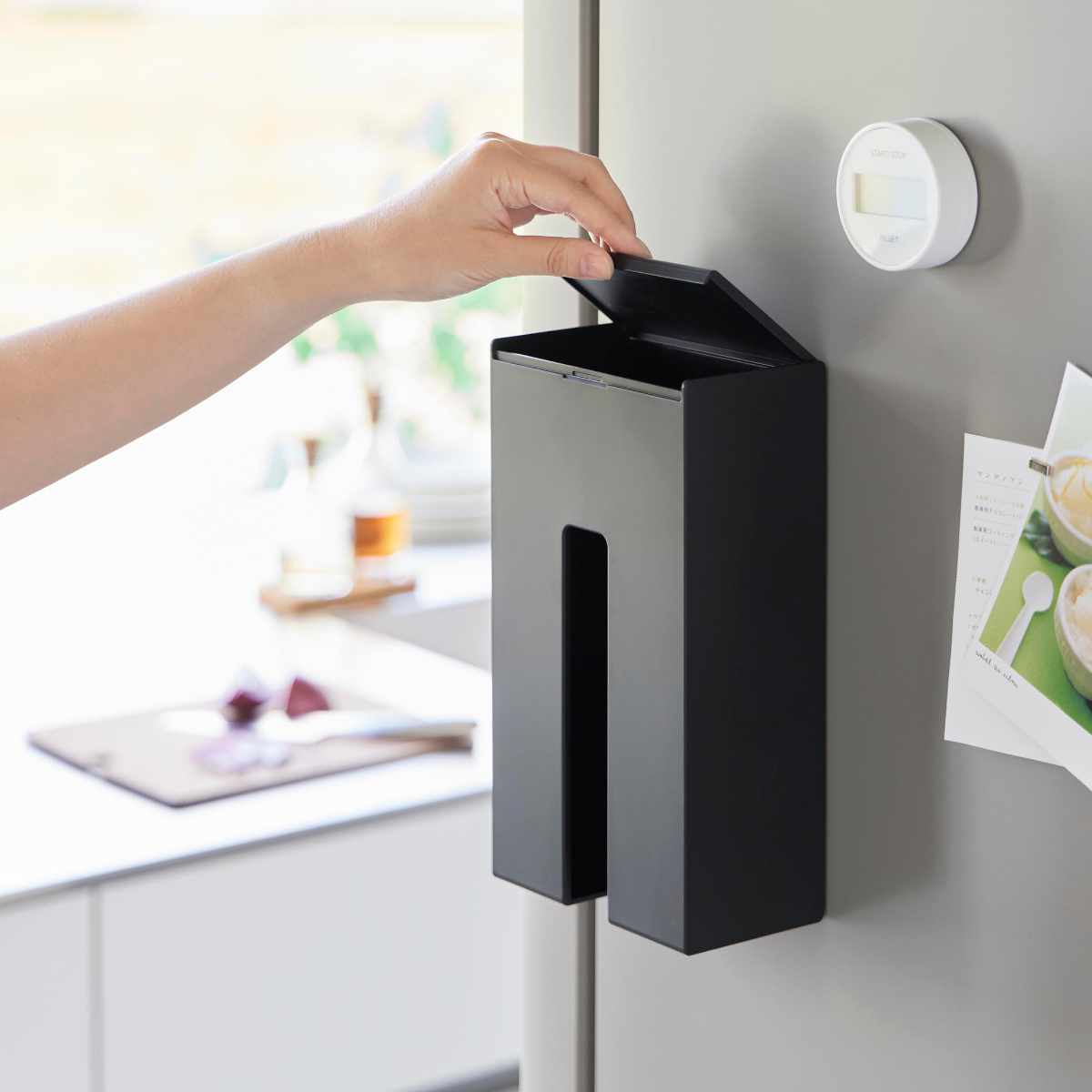 山崎実業 tower マグネット使い捨て手袋ホルダー タワー ( 4903208013796 タワーシリーズ 使い捨て手袋ホルダー マグネット ホルダー 使い捨て手袋 使い捨て手袋収納 収納 ストッカー コンパクト ) 【ホワイト】 ホワイト