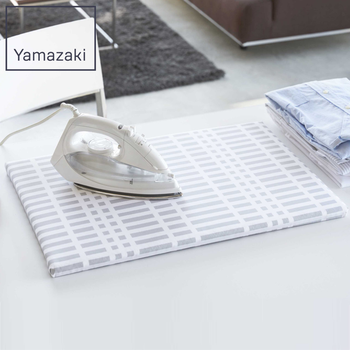 山崎実業 北欧風 暮らしの定番 平型アイロン台 ( 4903208012225 アイロン台 脚なし チェック アイロンボード 北欧 軽量 コンパクト 平型タイプ 折りたたみ アイロン掛け 作業台 )