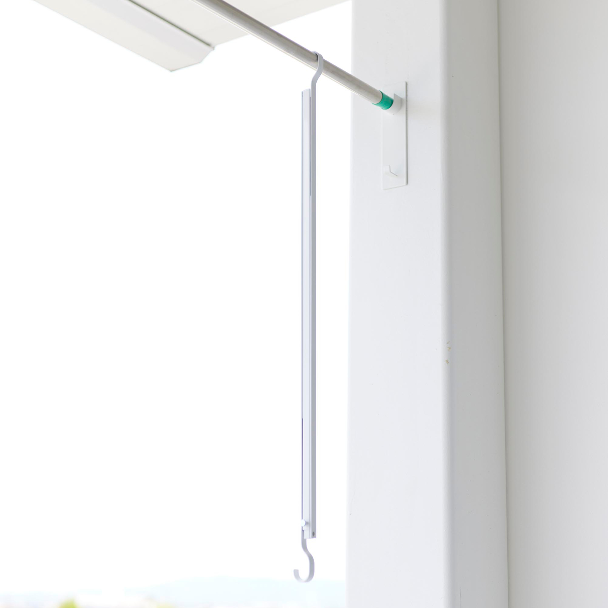 山崎実業 tower 折り畳み伸縮物干し2段ハンガー タワー ( 4903208012911 タワーシリーズ 折り畳み 伸縮物干し 2段ハンガー 折りたたみ おりたたみ 物干し 室内 部屋干し コンパクト 洗濯 2段 ) 【ブラック】 ブラック