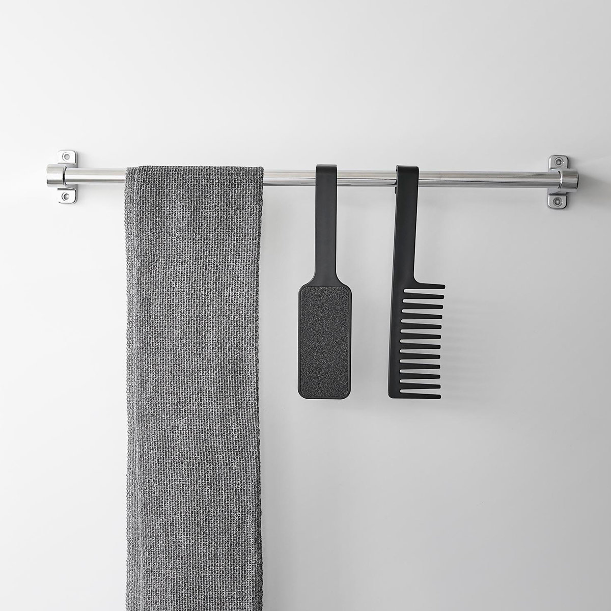 山崎実業 tower マグネットかかとやすり タワー ( 4903208013062 タワーシリーズ かかとやすり かかとケア 磁石 マグネット 浮かせる収納 浮かせて収納 角質 ケア やすり ) 【ブラック】 ブラック