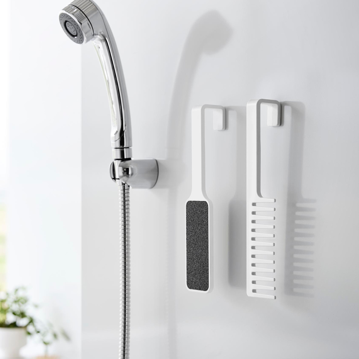 山崎実業 tower マグネットかかとやすり タワー ( 4903208013062 タワーシリーズ かかとやすり かかとケア 磁石 マグネット 浮かせる収納 浮かせて収納 角質 ケア やすり ) 【ブラック】 ブラック