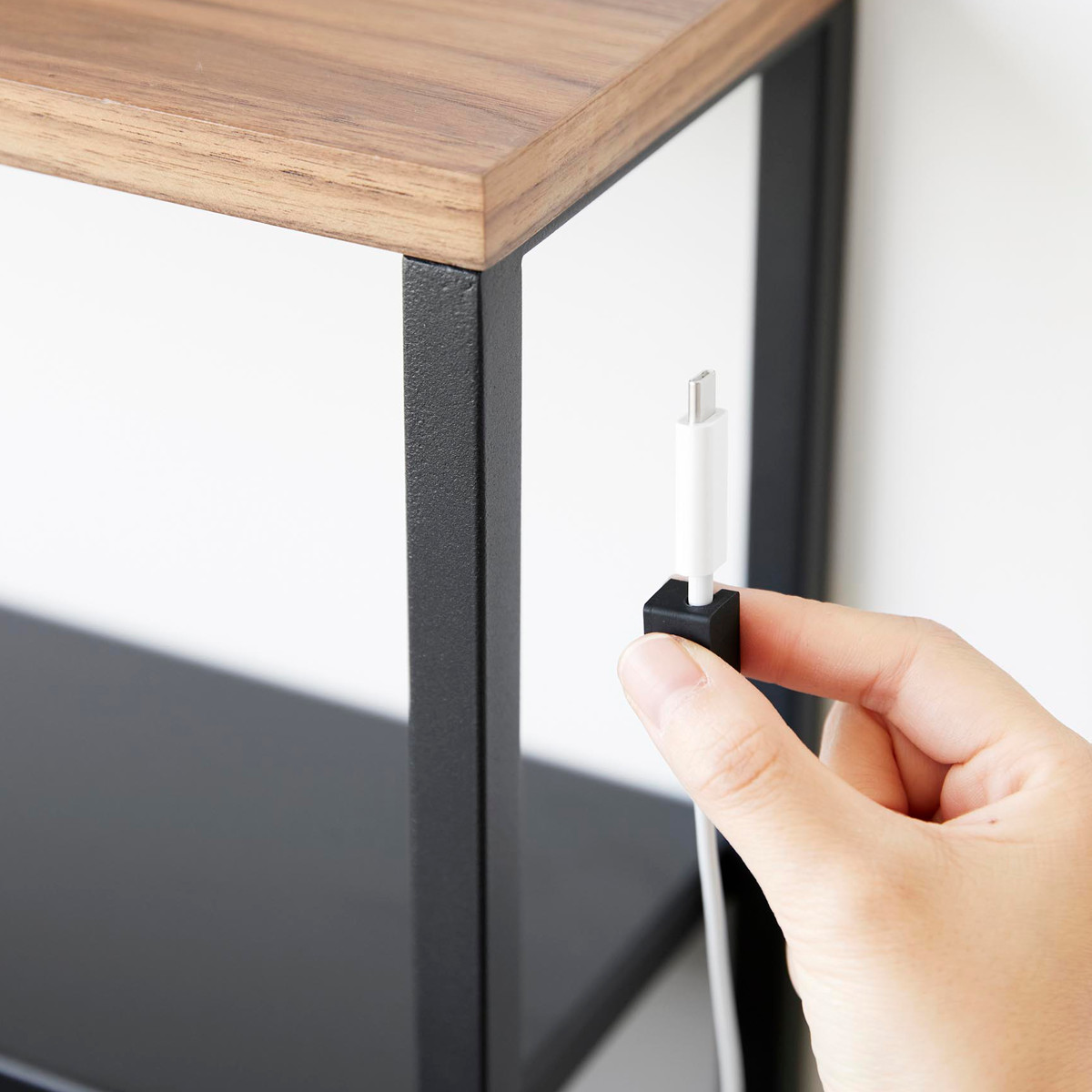 山崎実業 tower 棚板が動く後付けヘッドボード タワー ( 4903208016827 タワーシリーズ 後付けヘッドボード ヘッドボード 棚板が動く 後付け 後付け収納 ベッド マットレスベッド シングル用 棚 シェルフ ) 【ブラック】 ブラック