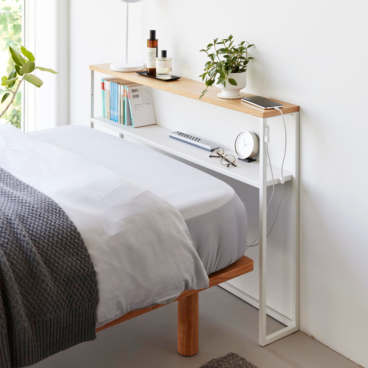 山崎実業 tower 棚板が動く後付けヘッドボード タワー ( 4903208016827 タワーシリーズ 後付けヘッドボード ヘッドボード 棚板が動く 後付け 後付け収納 ベッド マットレスベッド シングル用 棚 シェルフ ) 【ブラック】 ブラック