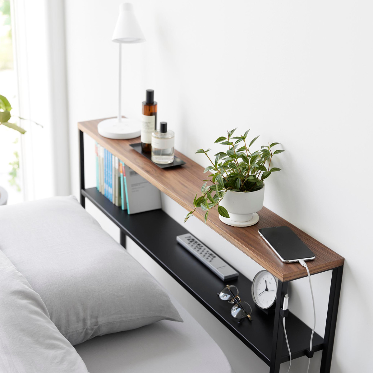 山崎実業 tower 棚板が動く後付けヘッドボード タワー ( 4903208016827 タワーシリーズ 後付けヘッドボード ヘッドボード 棚板が動く 後付け 後付け収納 ベッド マットレスベッド シングル用 棚 シェルフ ) 【ブラック】 ブラック