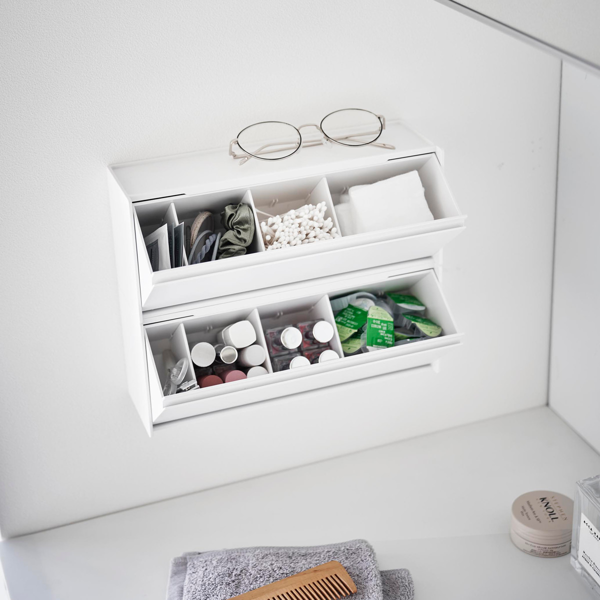 山崎実業 tower ウォール洗面収納ケース タワー 石こうボード壁対応 ( 4903208013550 タワーシリーズ 洗面収納ケース 石こうボード壁 壁面収納 壁面 浮かせて収納 浮かせる収納 収納ケース 洗面所 ) 【ホワイト】 ホワイト