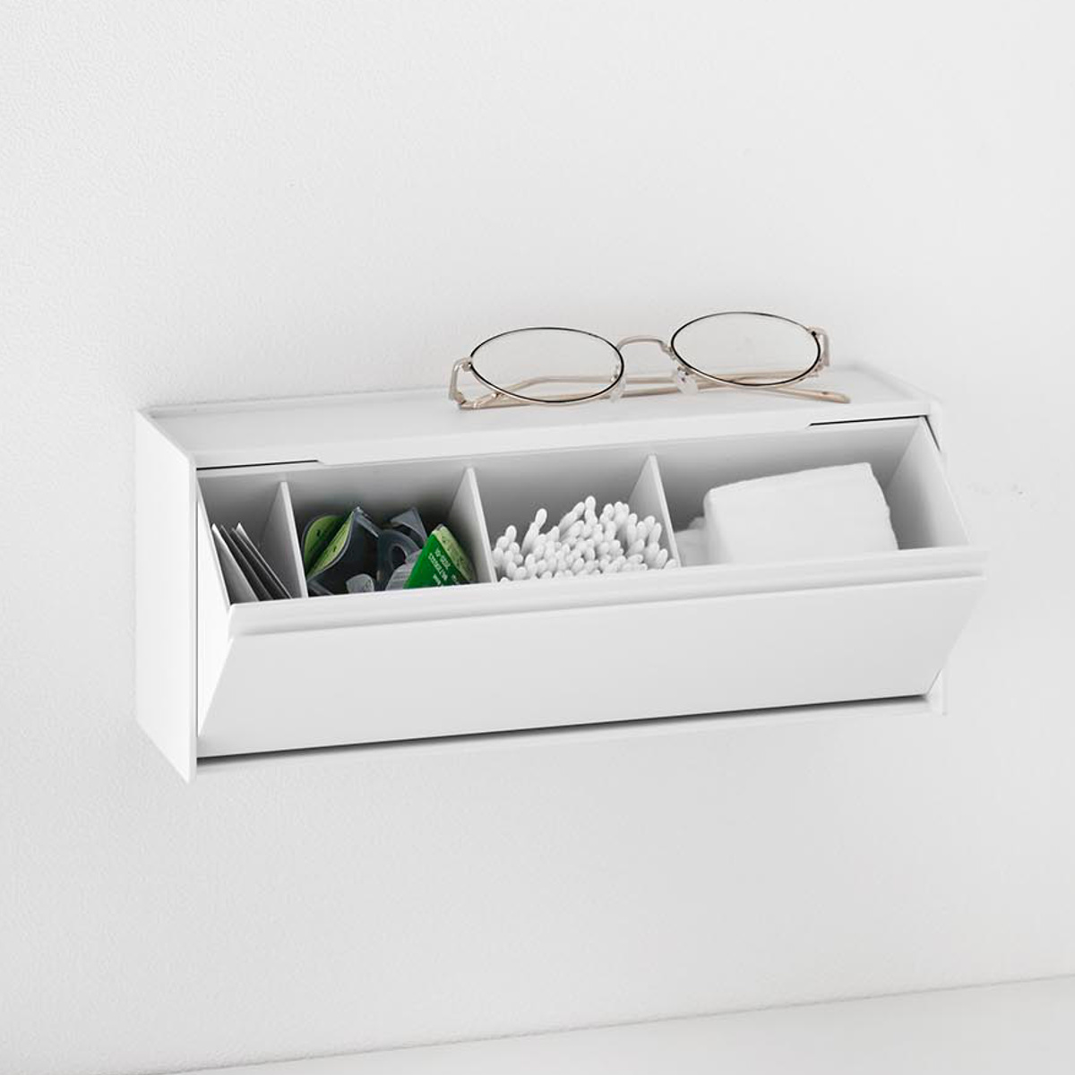 山崎実業 tower ウォール洗面収納ケース タワー 石こうボード壁対応 ( 4903208013550 タワーシリーズ 洗面収納ケース 石こうボード壁 壁面収納 壁面 浮かせて収納 浮かせる収納 収納ケース 洗面所 ) 【ホワイト】 ホワイト