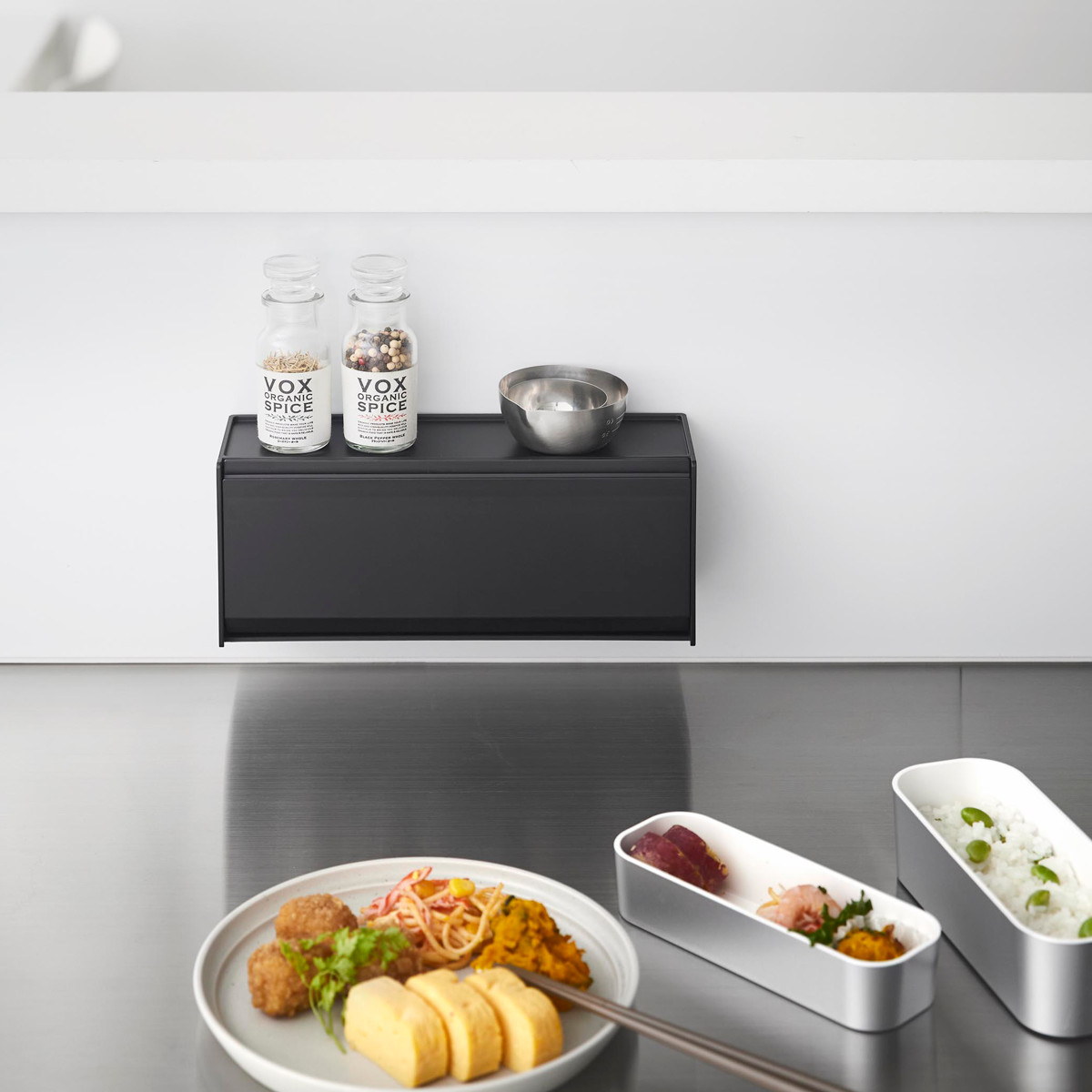 山崎実業 tower マグネットお薬&サプリメント収納ケース タワー ( 4903208013574 タワーシリーズ 収納ケース お薬&サプリメント収納ケース マグネット 壁面収納 壁面 浮かせて収納 浮かせる収納 磁石 ) 【ホワイト】 ホワイト