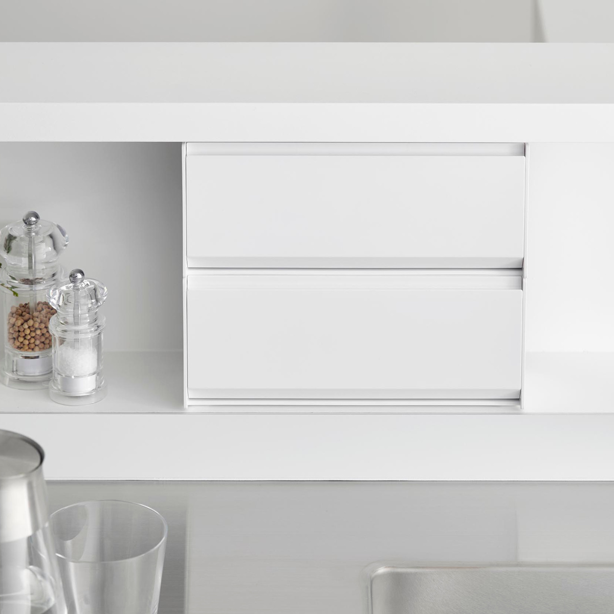 山崎実業 tower マグネットお薬&サプリメント収納ケース タワー ( 4903208013574 タワーシリーズ 収納ケース お薬&サプリメント収納ケース マグネット 壁面収納 壁面 浮かせて収納 浮かせる収納 磁石 ) 【ホワイト】 ホワイト