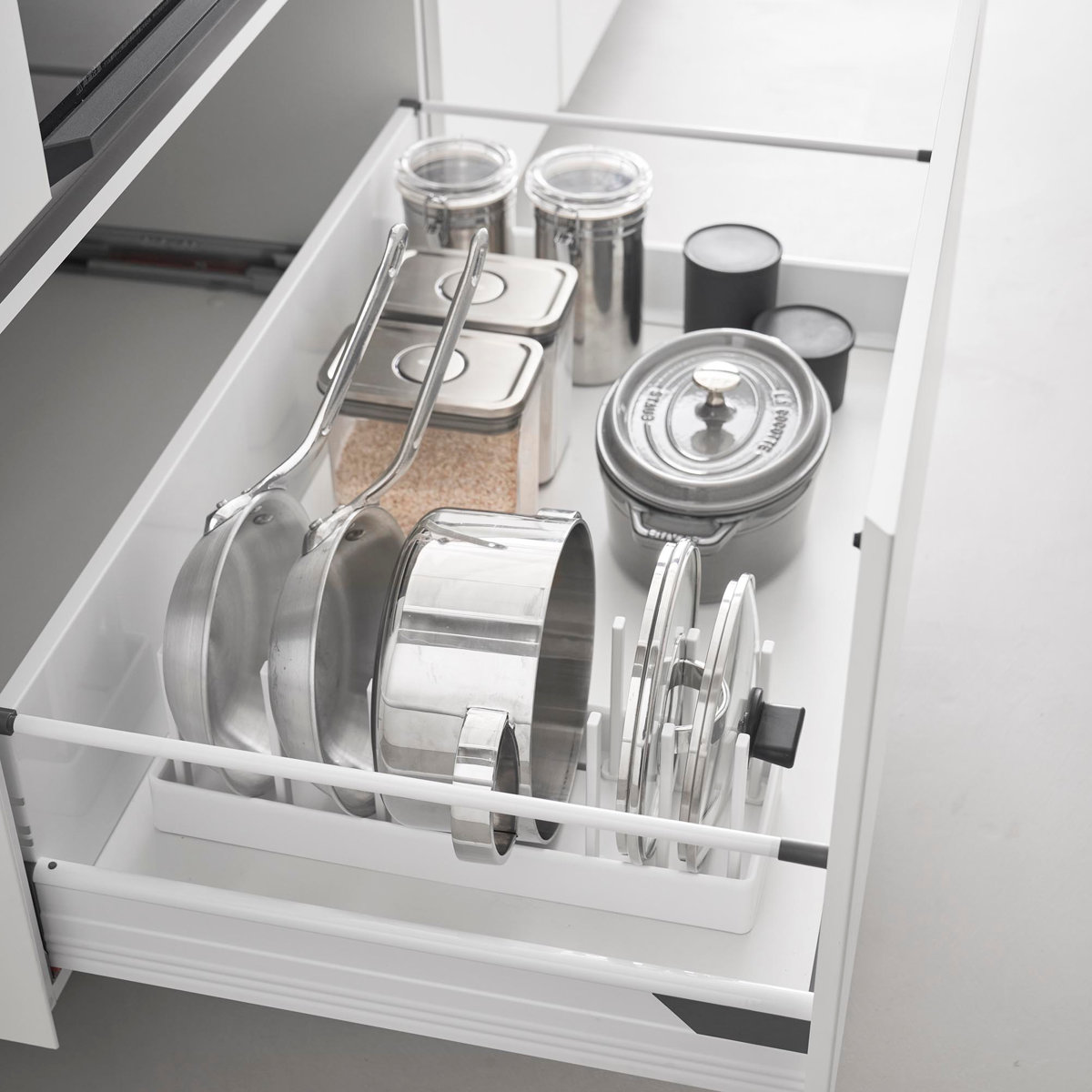 山崎実業 tower シンク下幅調節鍋蓋&フライパン収納スタンド タワー W40 ( 4903208013611 タワーシリーズ シンク下 鍋蓋&フライパン収納スタンド フライパンラック シンク下収納 鍋蓋立て 幅40cm ) 【ブラック】 ブラック