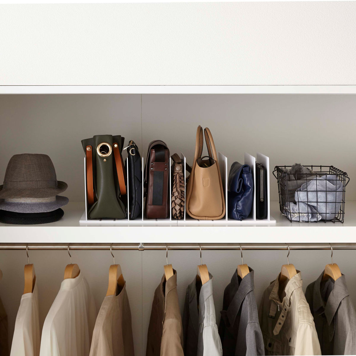 山崎実業 smart バッグ収納スタンド スマート 2個組 ( 4903208049566 スマートシリーズ バッグ収納 スタンド 2個 収納スタンド かばん 収納 バッグ 仕切り 棚上収納 棚上 カバン収納 型崩れ防止 ) 【ブラック】 ブラック