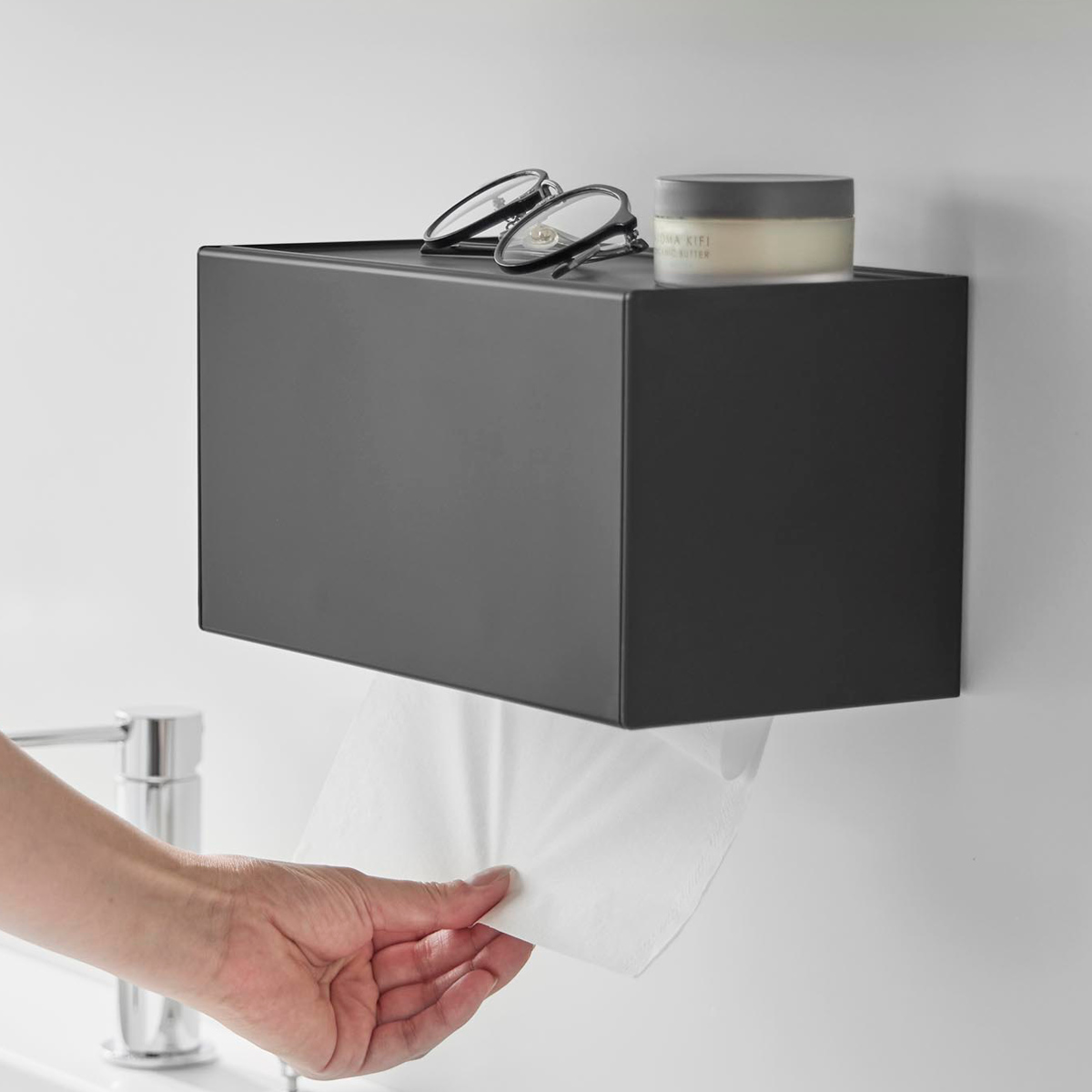 山崎実業 tower フィルムフックペーパータオルディスペンサー タワー ( 4903208013772 タワーシリーズ ペーパータオルディスペンサー フィルムフック ペーパータオルケース ペーパータオルホルダー ) 【ブラック】 ブラック