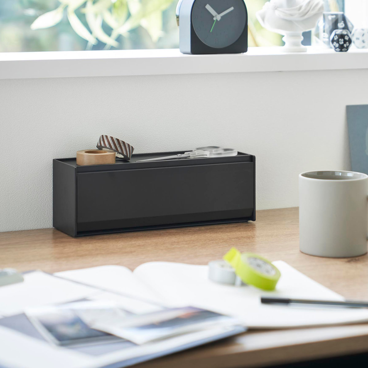 山崎実業 tower マグネットマスキングテープ収納ケース タワー ( 4903208013536 タワーシリーズ マスキングテープ収納ケース 磁石 マグネット 冷蔵庫収納 マステ収納 マステ マスキングテープ フラップ式 ) 【ブラック】 ブラック