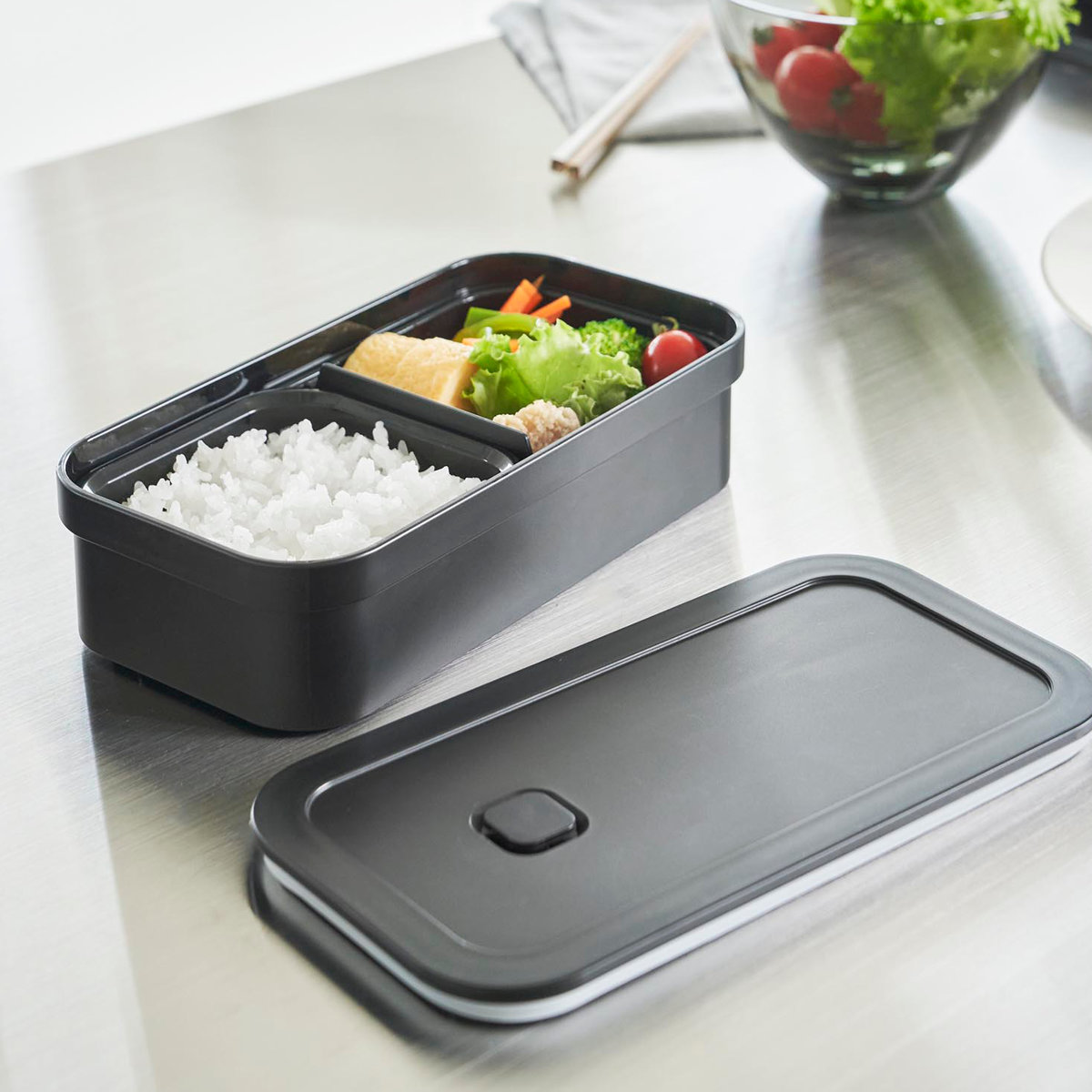 山崎実業 tower 冷凍ごはん用のザルがそのまま入るバルブ付き密閉ランチボックス タワー ( 4903208013635 タワーシリーズ ランチボックス 食洗機対応 電子レンジ対応 弁当箱 レンジ対応 食洗機 冷凍ご飯用ザル対応 ) 【ブラック】 ブラック