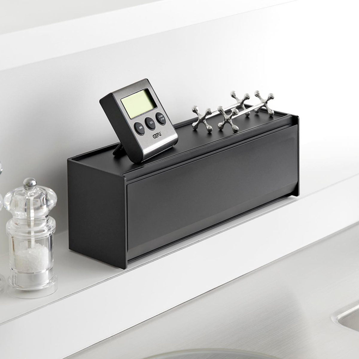 山崎実業 tower マグネットカトラリーケース タワー ( 4903208084628 タワーシリーズ カトラリーケース 磁石 マグネット 浮かせる収納 浮かせて収納 フラップ式 カトラリー収納 箸入れ 食卓 卓上 ) 【ブラック】 ブラック