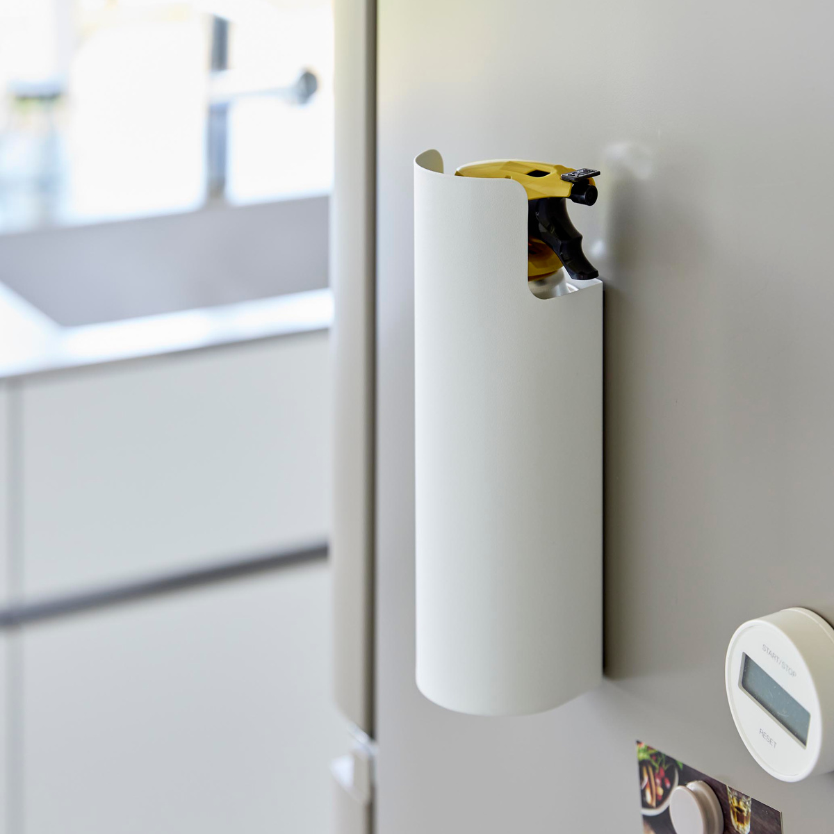 山崎実業 tower マグネット目隠しスプレーホルダー タワー ( 4903208082372 タワーシリーズ スプレーホルダー マグネット 磁石 目隠しホルダー 目隠し 壁面収納 壁 浮かせる収納 浮かせて収納 スプレー ホルダー ) 【ブラック】 ブラック